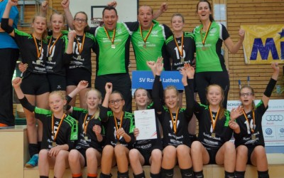 Volleyballmannschaft Mädchen U 14 im Rathaus Lathen geehrt