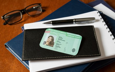 Frühzeitig an Personalausweis und Reisepass denken – längere Lieferzeiten zur Urlaubszeit