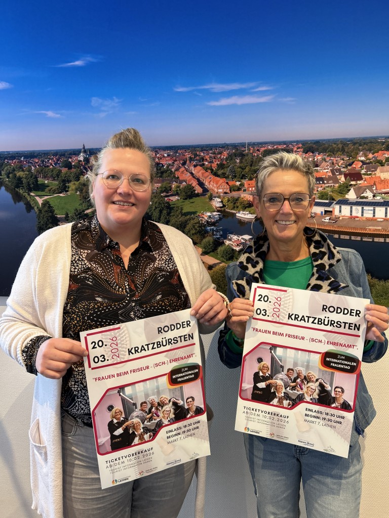 Starke Zusammenarbeit für den Frauentag: Die Gleichstellungsbeauftragten der Stadt Haren (Ems), Melanie Litmeyer, und der Samtgemeinde Lathen, Marlen Jänen, organisieren das alljährliche Kabarett-Highlight. Foto: Stadt Haren (Ems).